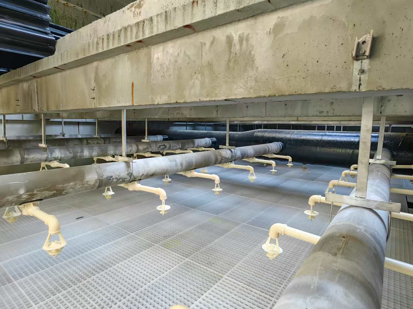 工業冷卻塔填料氧指數深度解析：阻燃安全標準與材料選型指南