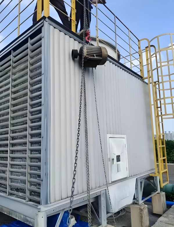 <strong>工廠冷卻塔維修改造：</strong>