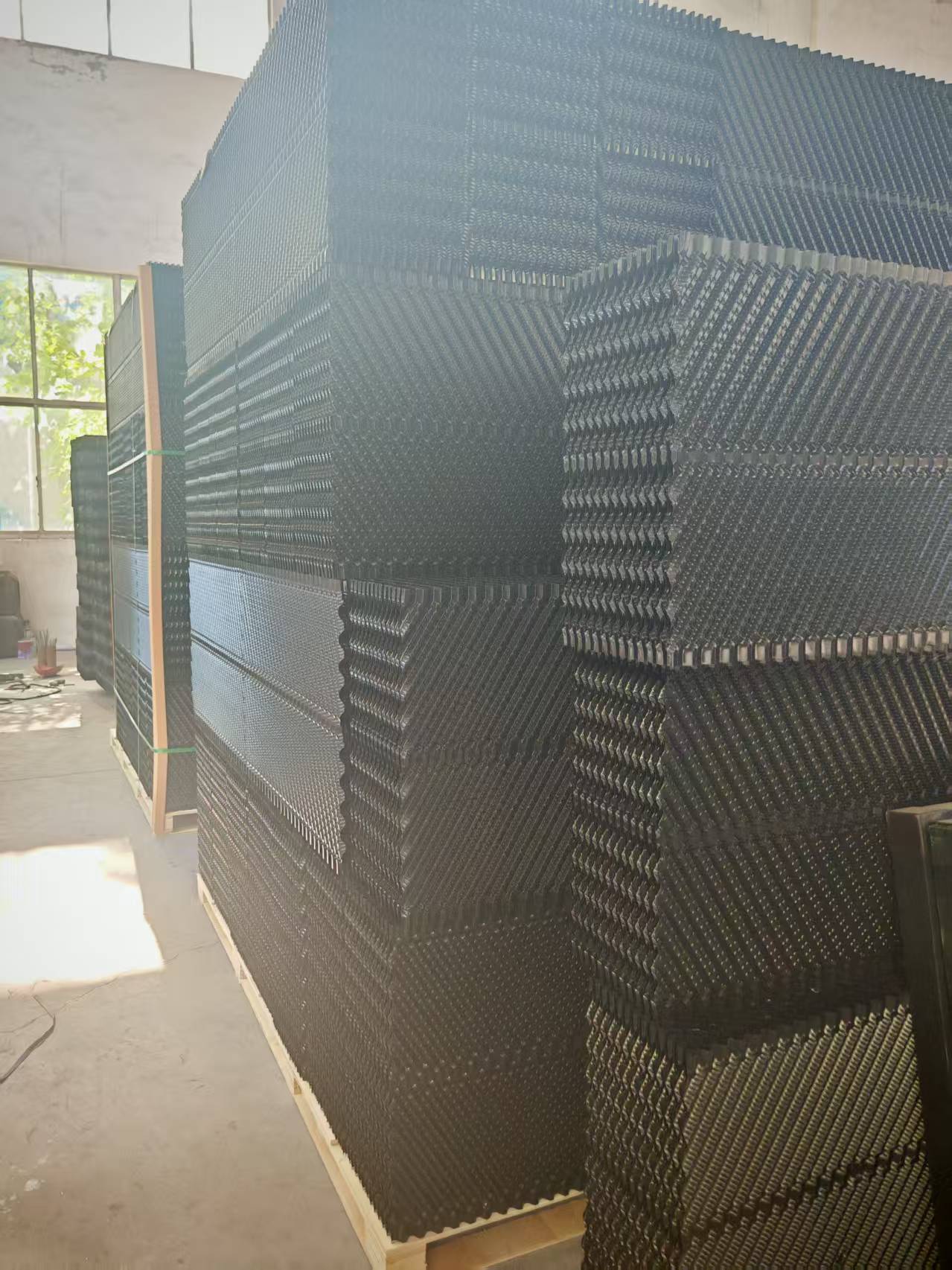 <strong>冷卻塔填料報告的完</strong>