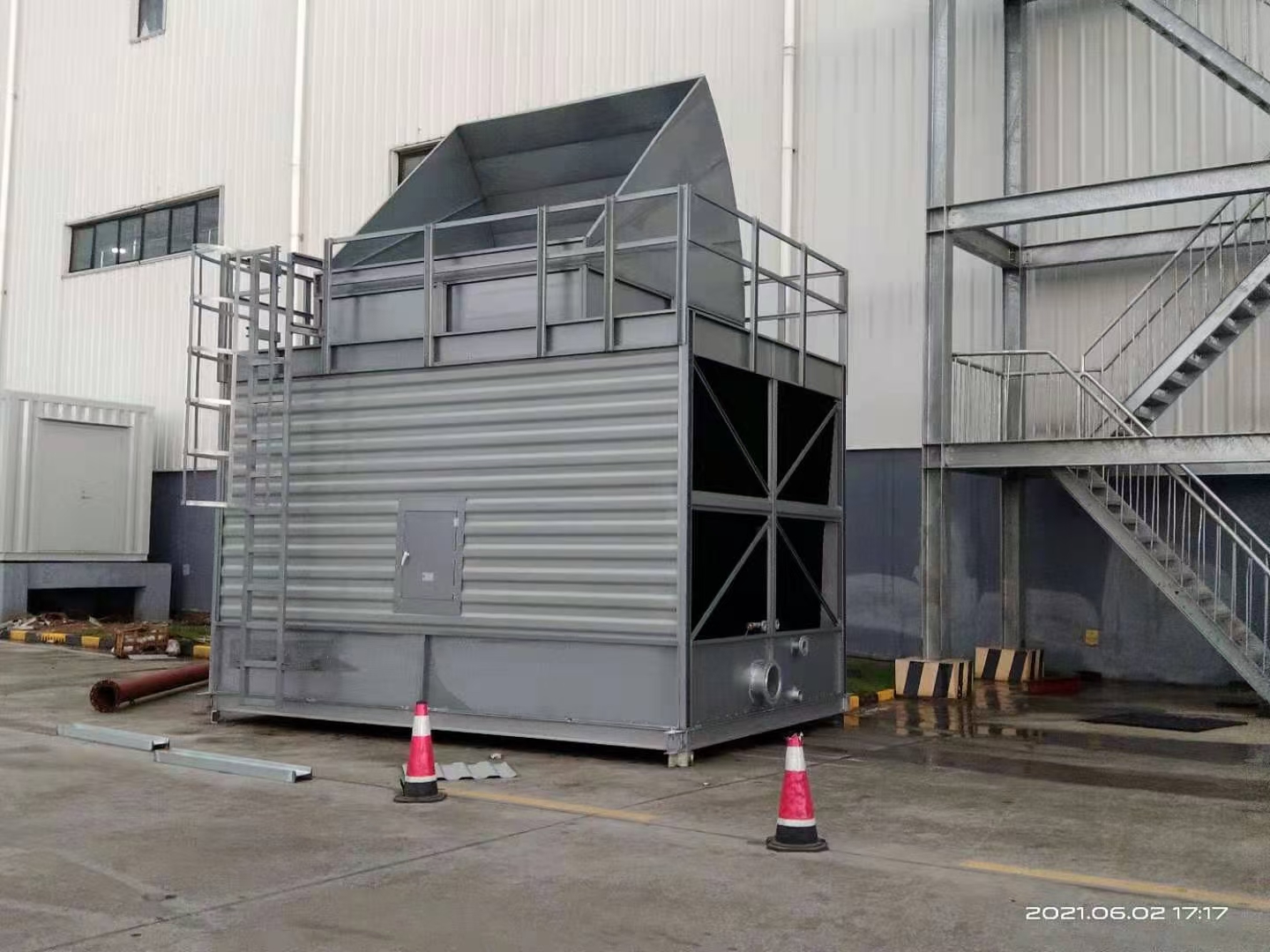 <strong>冷卻塔填料多久更換一次：基于全生命周期評估的科學更換指南與實操策略</strong>