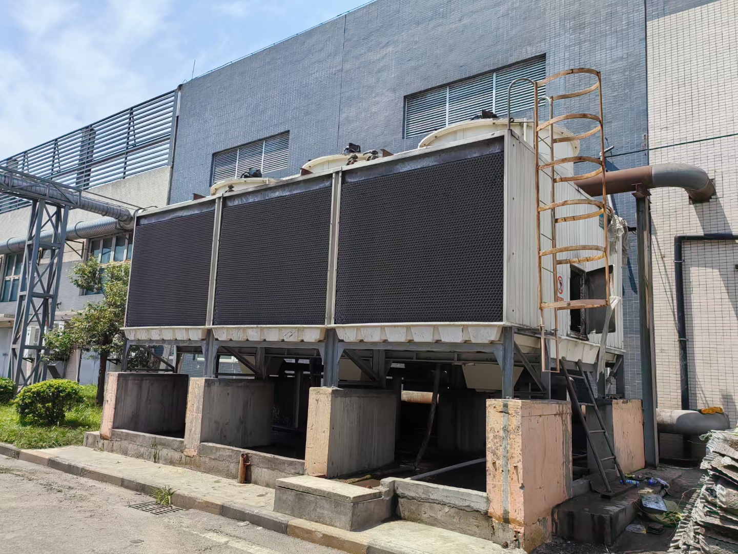 <strong>告別“頭痛醫頭”的粗放運維，揭秘冷卻塔填料堵塞原因背后的流體動力學</strong>